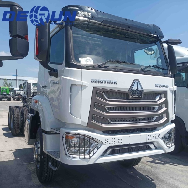 Sinotruk howo nx 6x4 trucail chassis lasta